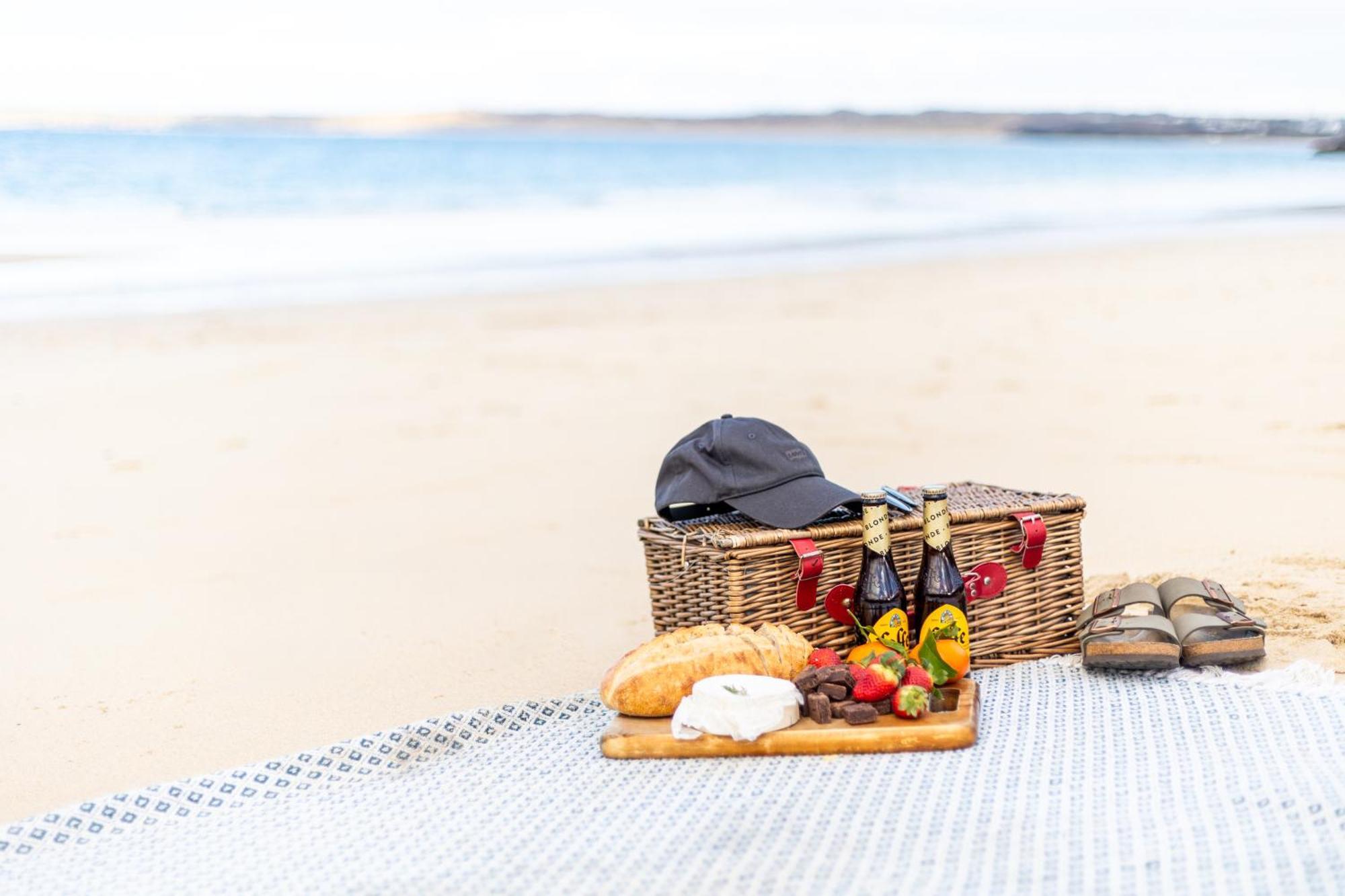 Carbis Bay - Luxury 3 Bed Penthouse Apartment With Sea Views Parking Sauna Balcony Exteriér fotografie